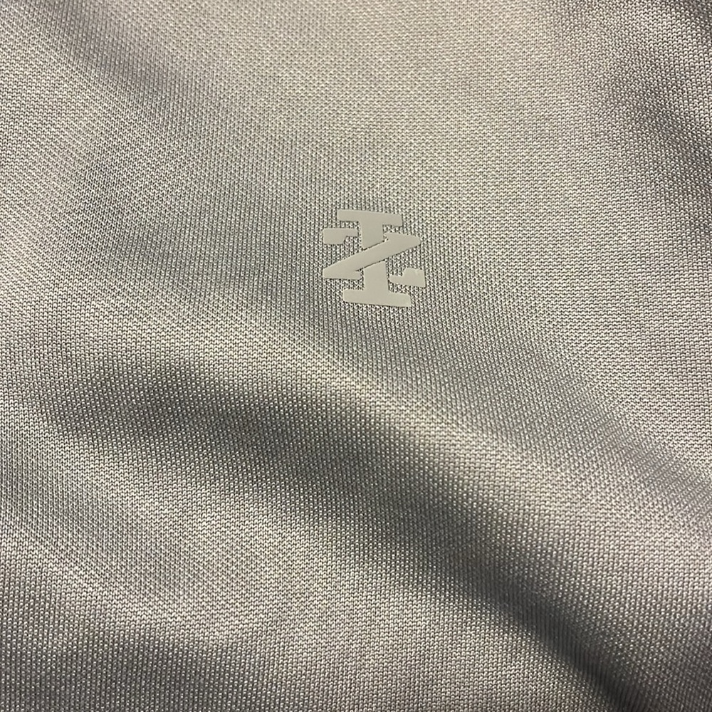 Izod golf pullover - Picture 2 of 7